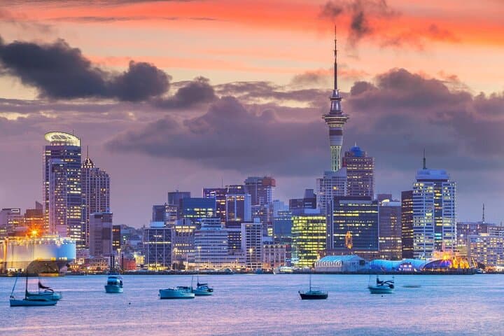 14 Day Scenic New Zealand Discovery Private Tour