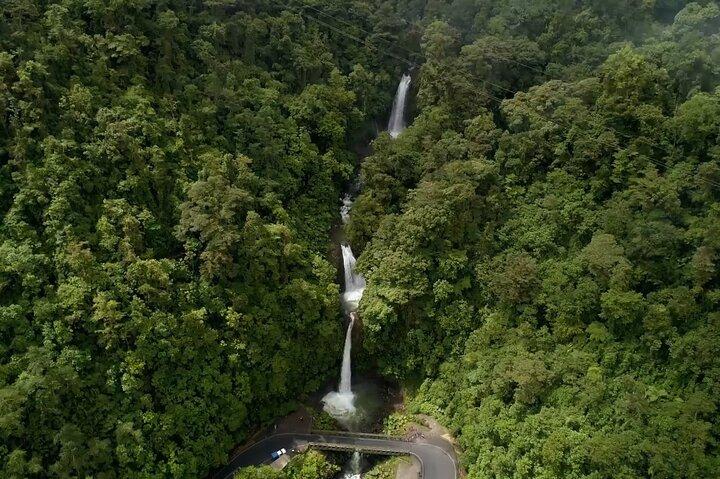 Poas Volcano + La Paz Waterfall Gardens + Coffe tour PRIVATE