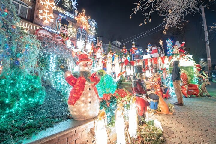 Dyker Heights Holiday Lights Tour Christmas Magic in NYC