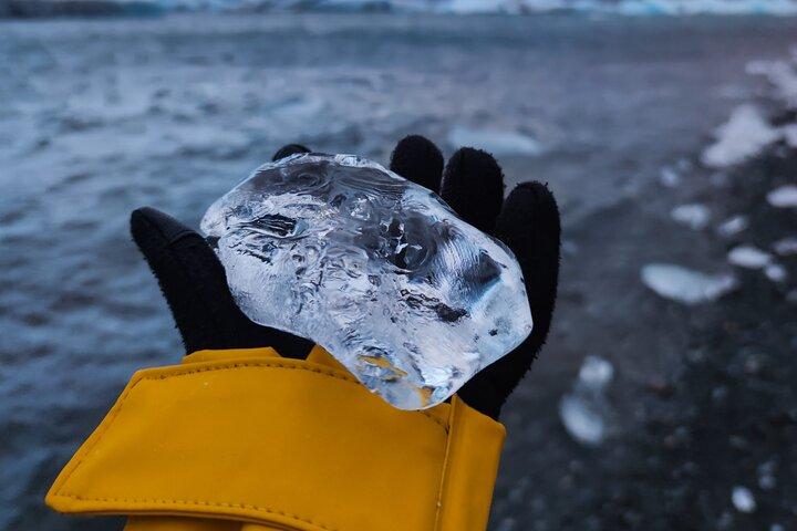 Iceland: Diamond Beach Glacier Lagoon Black Sand Beach 冰岛冰河湖中文一日团