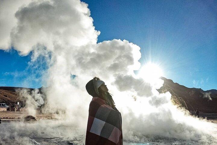 Geysers del Tatio: The Dawn Spectacle in the Andes