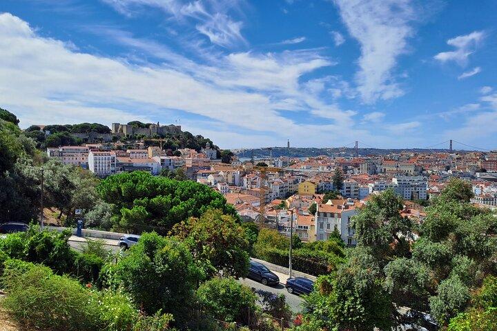 Alfama & Old Lisbon Walking Tour