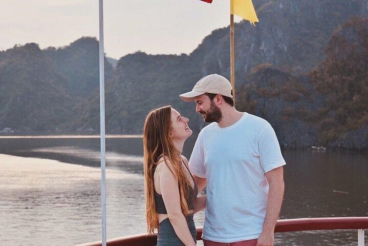 Lan Ha & Ha Long Bay 2D1N 5 Star Cruise with Balcony and Bathtub