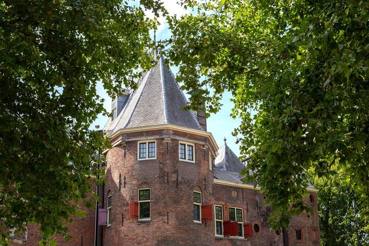 Guided Walking Tour Amsterdam - Legends, History & Ghost Stories