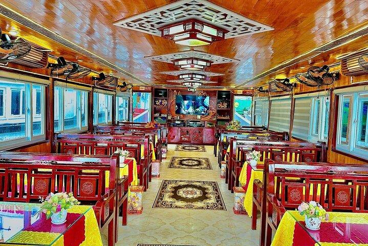 PRIVATE TOUR HALONG BAY ONE DAY with Cave, Kayaking, Bamboo Boat