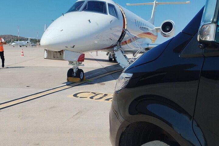 Private transfer from Athens city center to Athens Airport