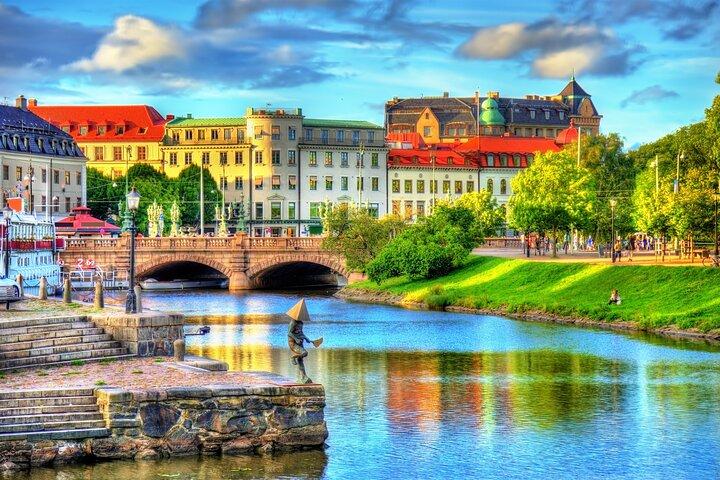 Private Historic Botanical Garden Walking Tour in Gothenburg