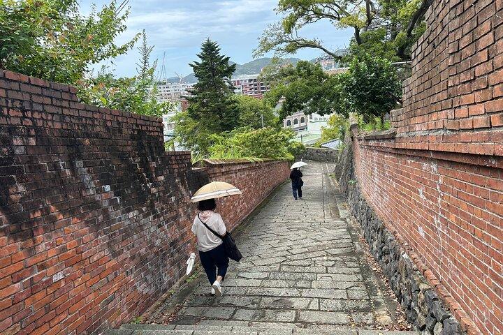 Cats & Hidden Alleyways: a Kitty-themed Walking Tour in Nagasaki