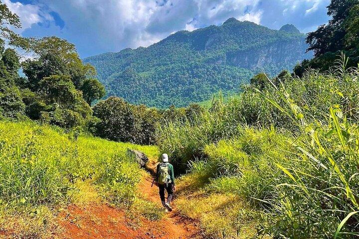 Luang Prabang Mountain, Villages & Jungle Trekking Private Tour