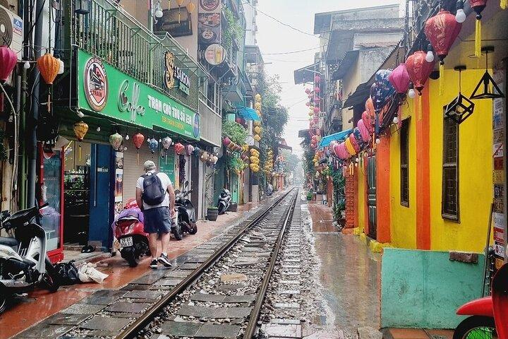 Half Day Hanoi City Tour with Hidden Gems and Train Street