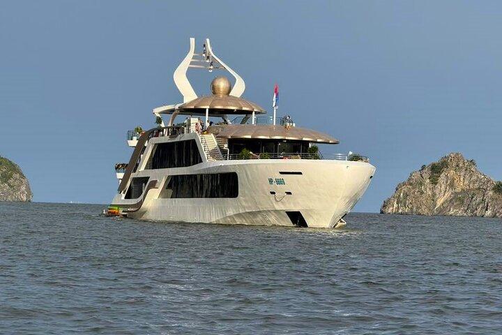 From Hanoi: Serenity Luxury Day Cruise through Lan Ha Bay