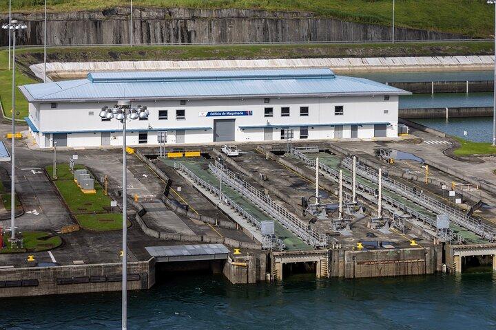 Panama Canal Tour: New Locks Agua Clara, Gatun & Atlantic Bridge