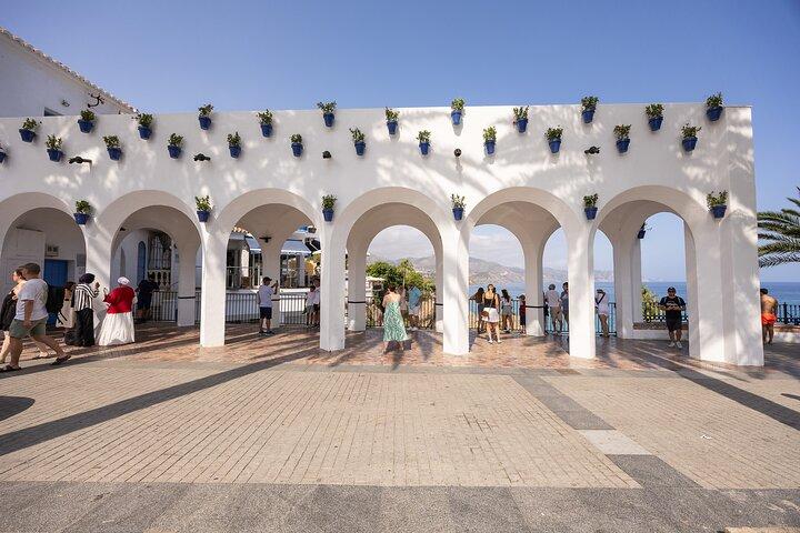 Nerja (Pueblo) + Frigiliana & El Acebuchal - Semi-Private