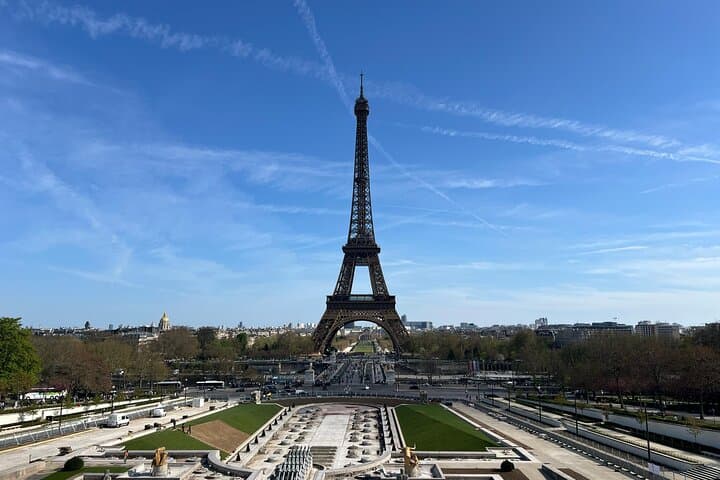 Eiffel Tower 2nd Floor Ticket with Audioguide and Optional Summit