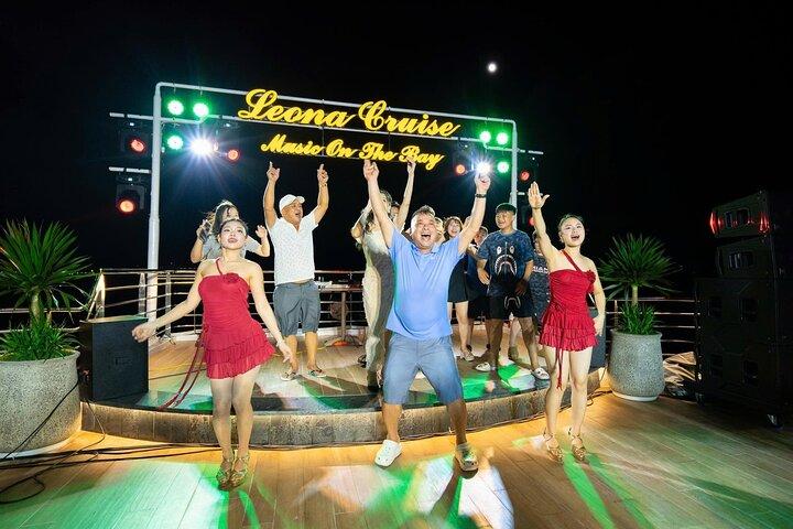 Luxury Halong Bay Day Tour from Hanoi – Buffet, Jacuzzi & Views