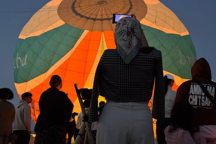 Sunrise Royal Breakfast with Panoramic Hot Air Balloons view
