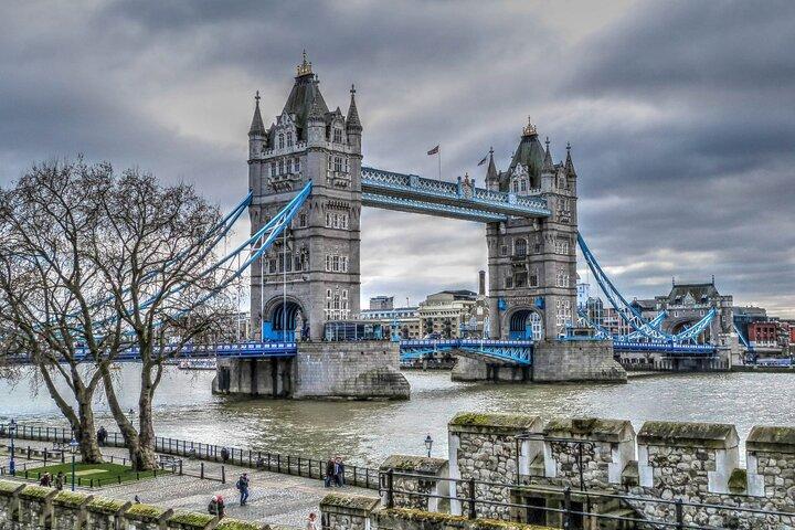 Private Seaport Transfer: London to/from Dover Cruise Terminal