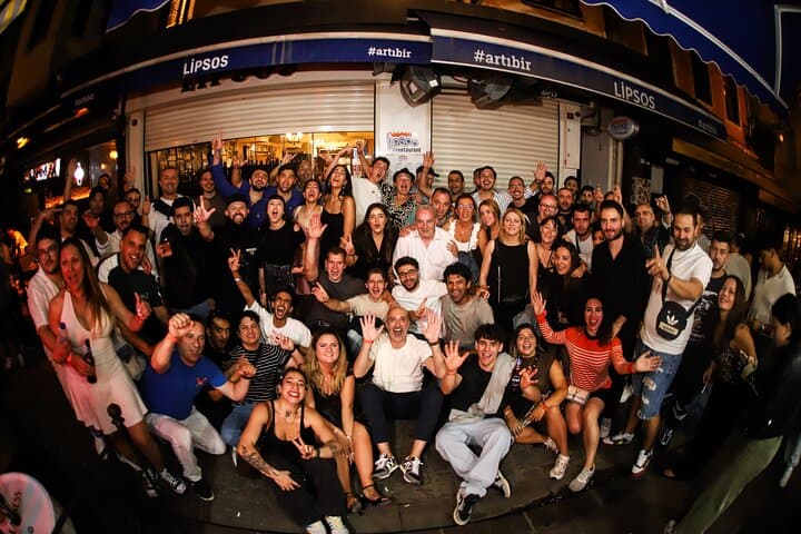 Pub Crawl Istanbul: Original Istanbul Pub Crawl with Party Bus