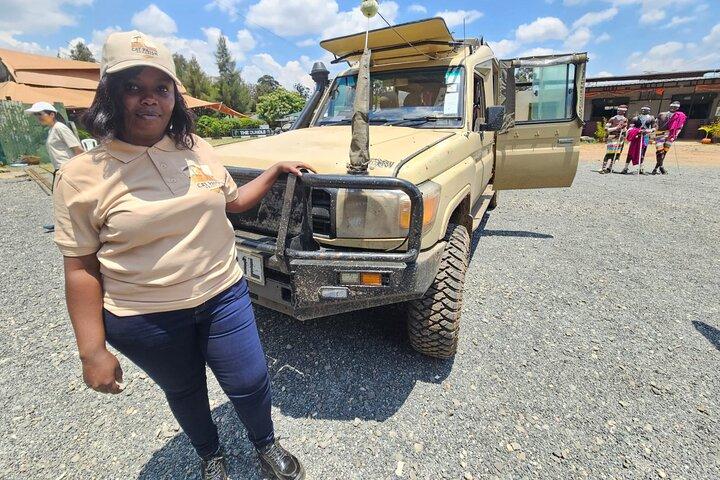 Nairobi National Park Game Drive & Cultural Performance Show