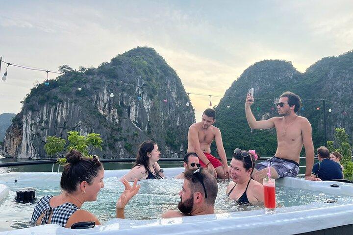 Ha Long Bay Luxury Day Cruise, Buffet, Kayak, Cave, Swimming