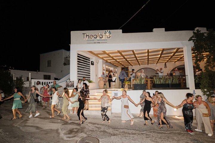 Santorini 4 Hour Greek Night Show & Dinner