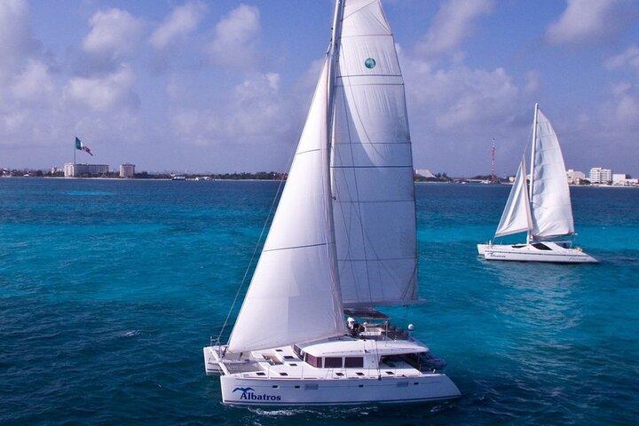 Cancun to Isla Mujeres Tour Experience