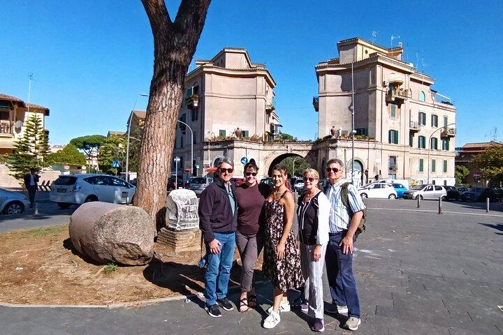 Street Art Tour of Rome: off the beaten track with a local