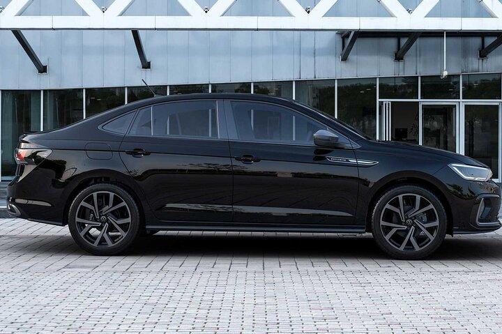 Arrival Transfer Ezeiza Airport EZE to Buenos Aires City by Sedan