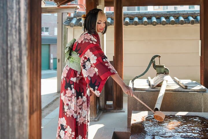 90-Minute Kimono/Yukata Rental Experience in Osaka – Short Plan