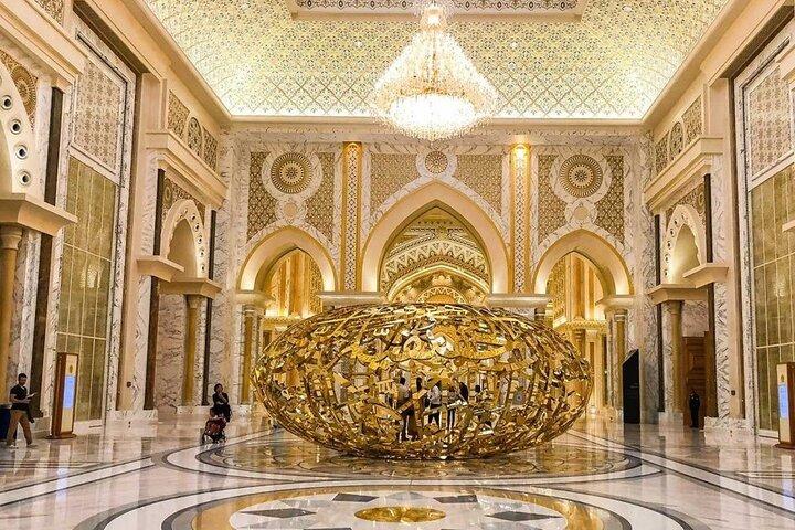 Abu Dhabi Day Tour with Qasr al Watan Palace