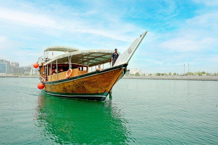 Doha: Traditional Dhow Cruise Tour with Dinner on board