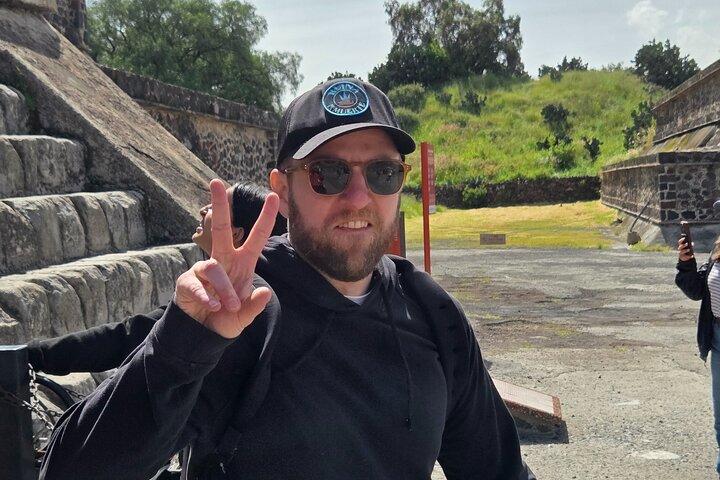 Tour to Teotihuacan with Pickup from Parque Mexico