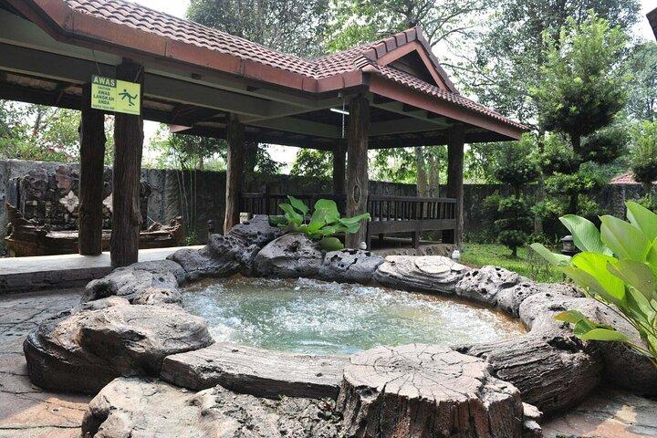 Sungkai Hot Springs & Nature Park Tour from Kuala Lumpur