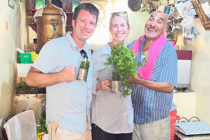 Private Walking Tour inside the Medina with a Local Guide