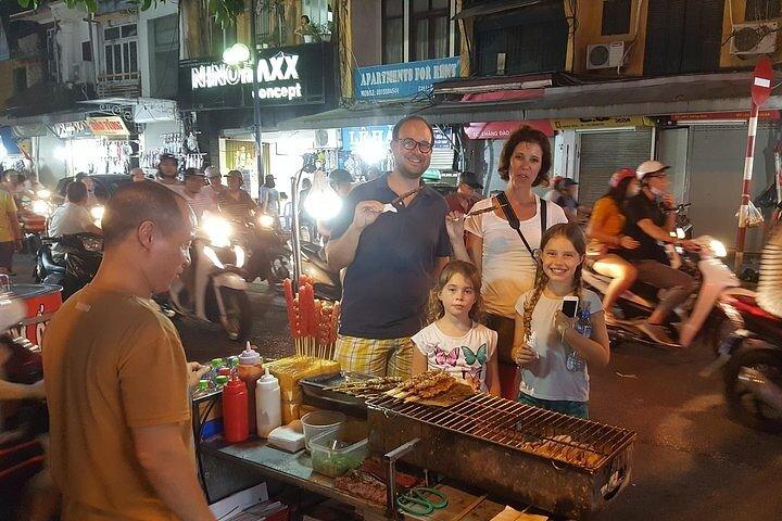 An Tin Viet: Culture and Traditional Experience Tour Guide