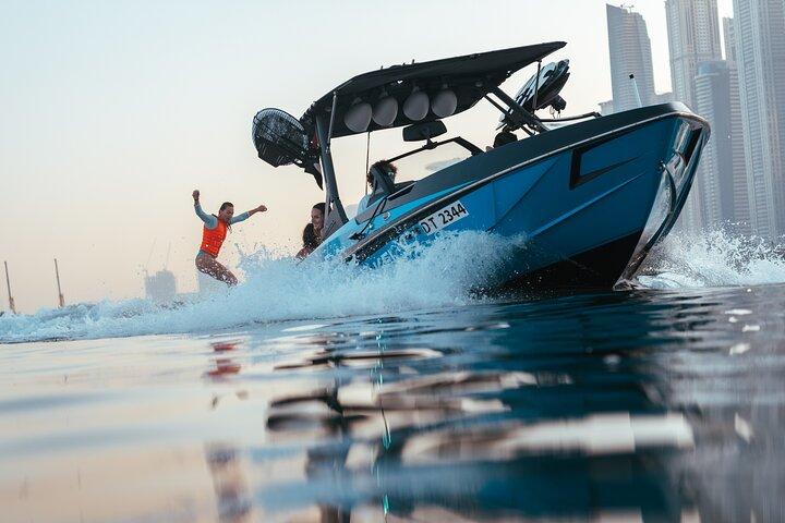 Wakesurf and Wakeboard Adventure in Dubai Marina Harbour