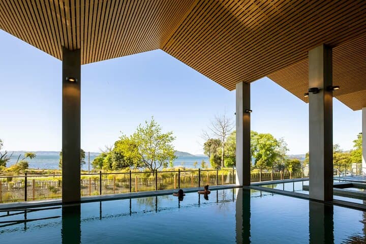 Rotorua Maori Village & Wai Ariki Hot Springs Small Group Tour
