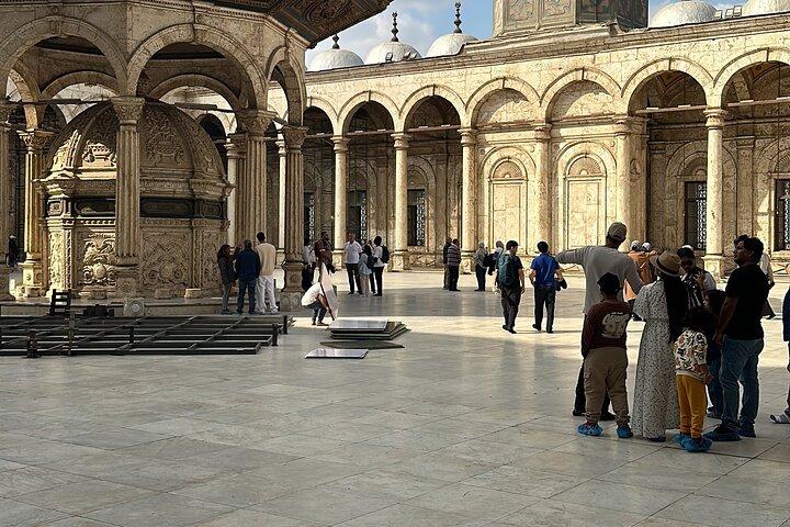 Full-Day Cairo Tour with Egyptologist Museum, Old Cairo&Bazar