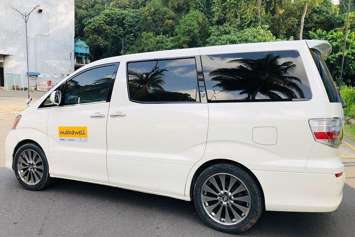 Private Car Ride from Kandy to Ambewela