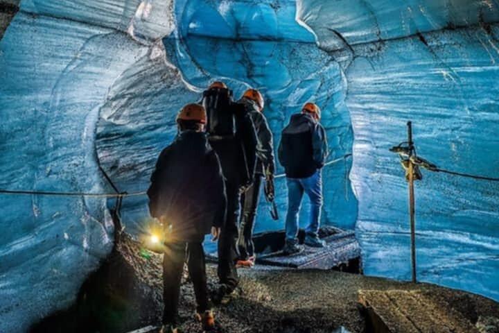 3 Hours Katla Ice Cave Tour/Meet in Vík