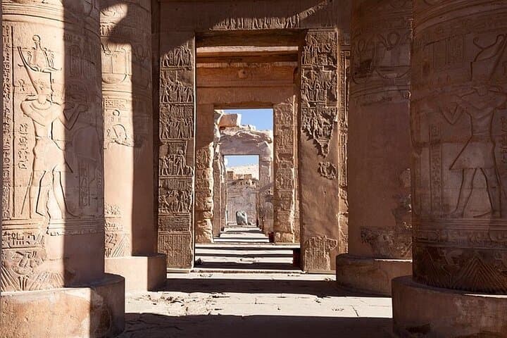 Full Day Luxor Tour from Cairo with Private Guide
