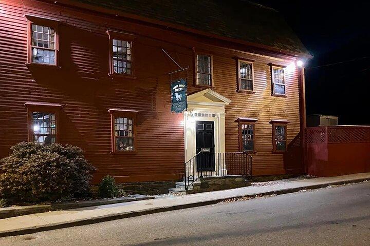 Walking Historical Ghost Tour Through Newport RI