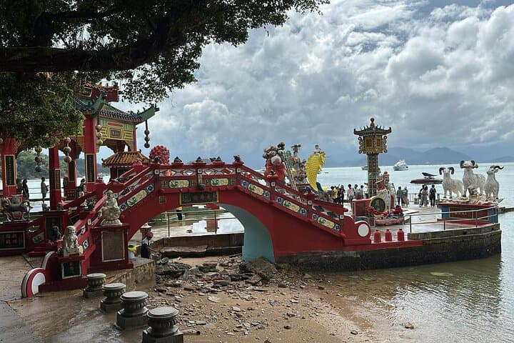 Private Highlights Tour of Hong Kong Island