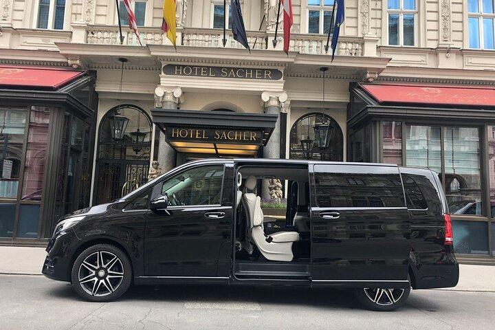 Private Transfer. Vienna to Budapest