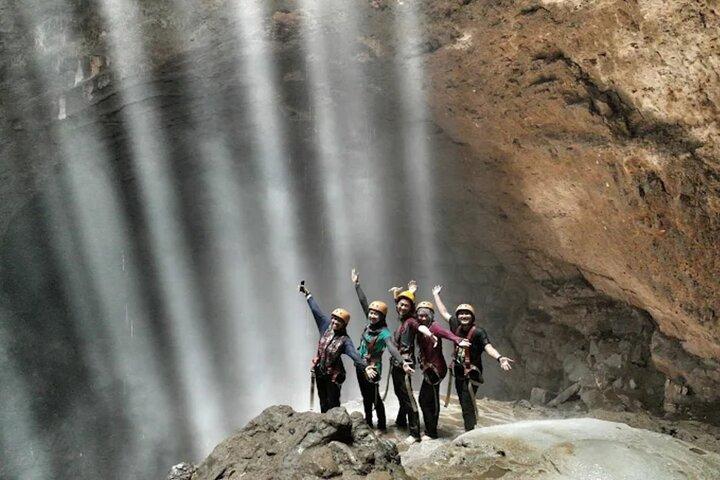 Yogyakarta Day Tour: Jomblang Cave and Timang Beach gondola ride