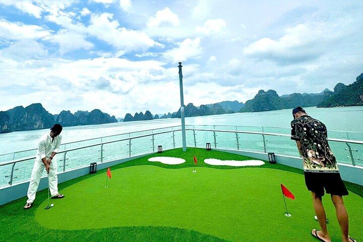 5-Star Halong Bay and Lan Ha Bay Day Cruise with Kayaking & Lunch
