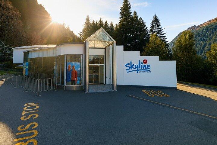 Queenstown Self Guided Walking Tour with an APP