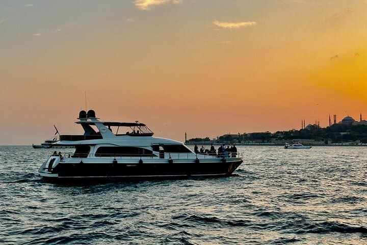 Luxury Sunset Yacht Cruise on the Bosphorus – Refresh & Relax