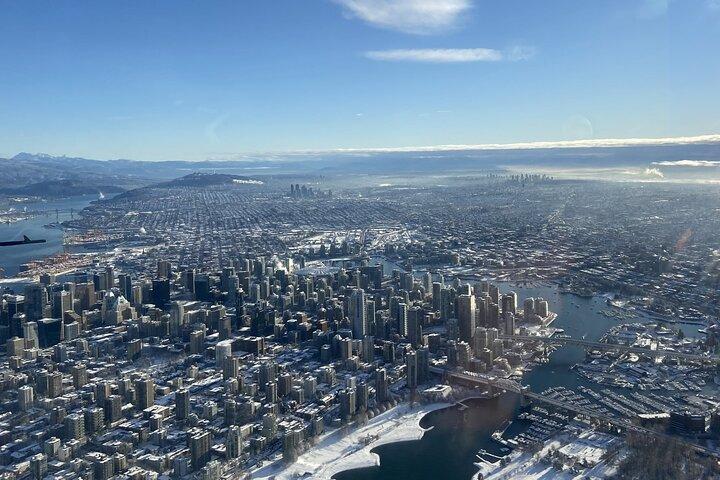 Vancouver Extended Seaplane Tour — Howe Sound & Islands