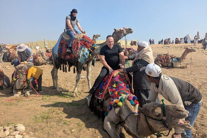 Camel Ride around the Pyramids at Sunrise or Sunset Private Tour